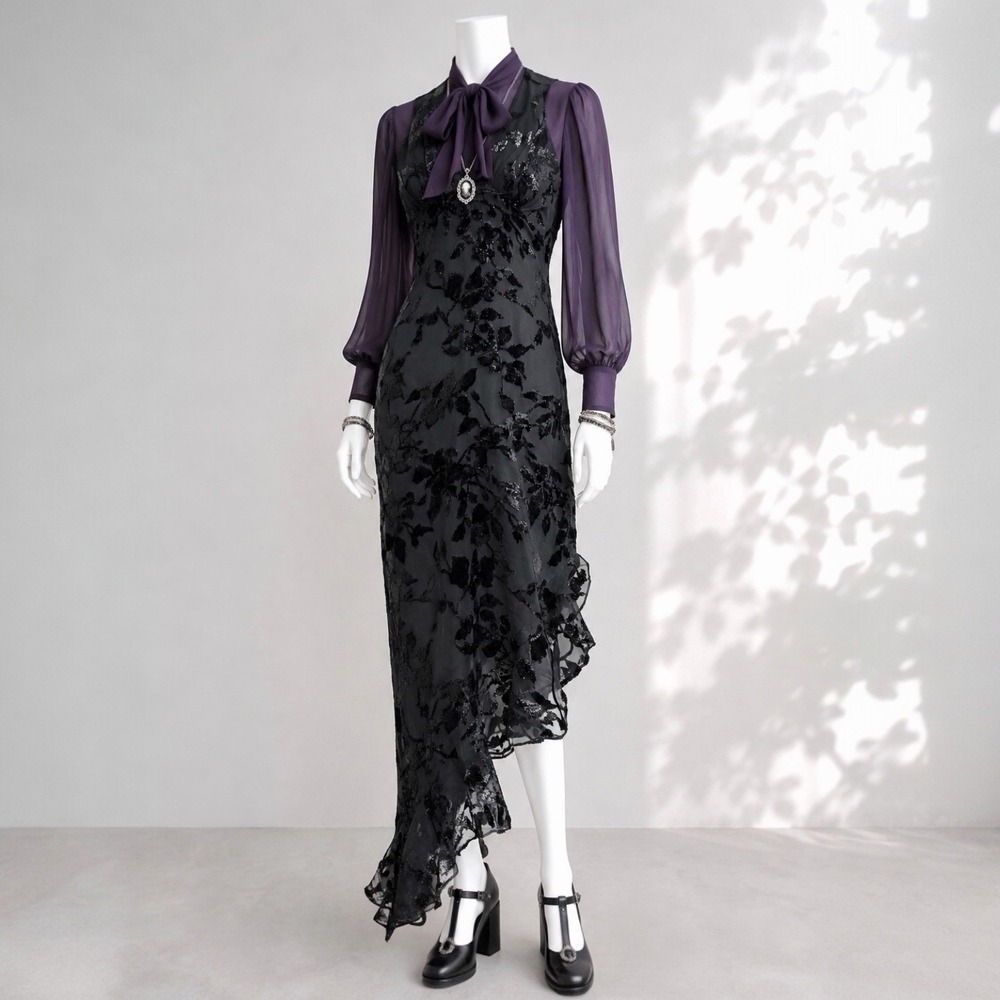 White House Black Market Vintage Y2K Dress XS/S Black Velvet Burnout Halter Midi